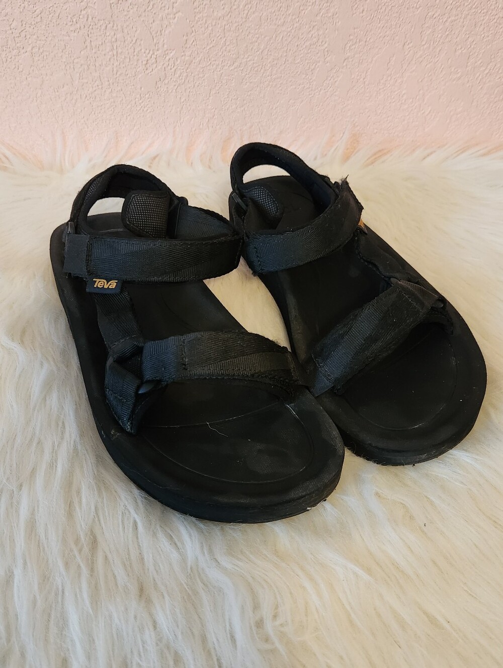 Teva Black Adjustable Strap Foam Base Sandals 10